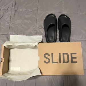 Yeezy Slide Onyx